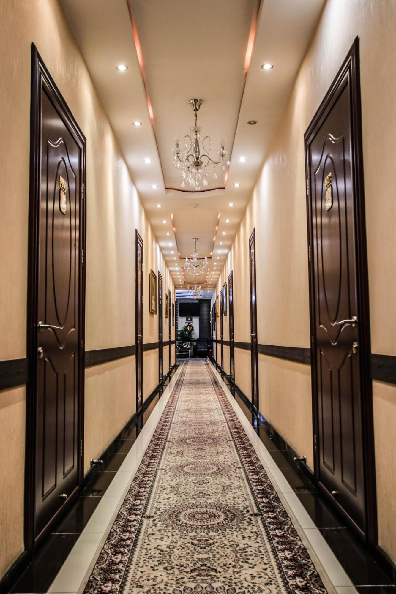 Oriyo Dushanbe Hotel Екстер'єр фото