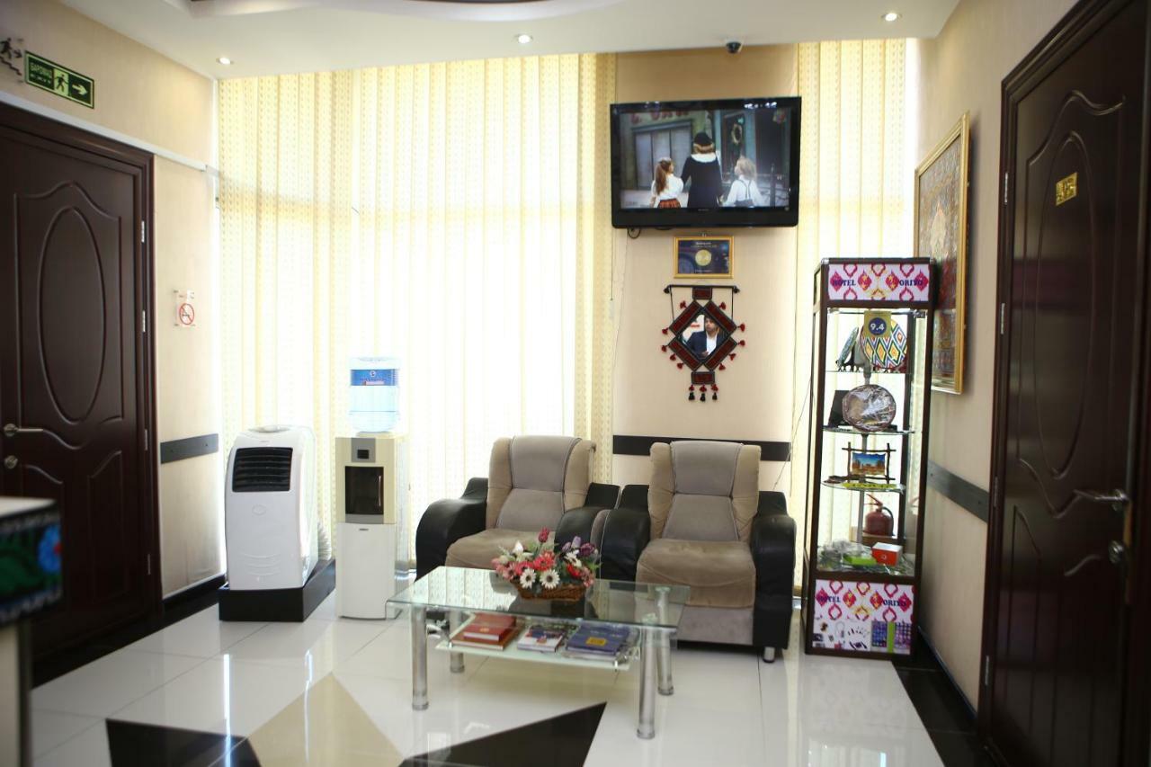 Oriyo Dushanbe Hotel Екстер'єр фото
